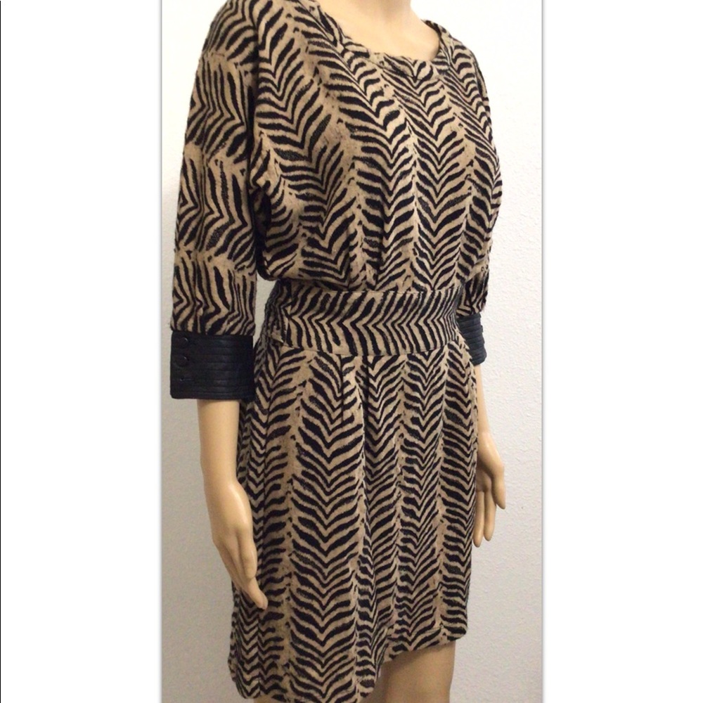 Sea N.Y sweater dress animal print Sz 4 women’s